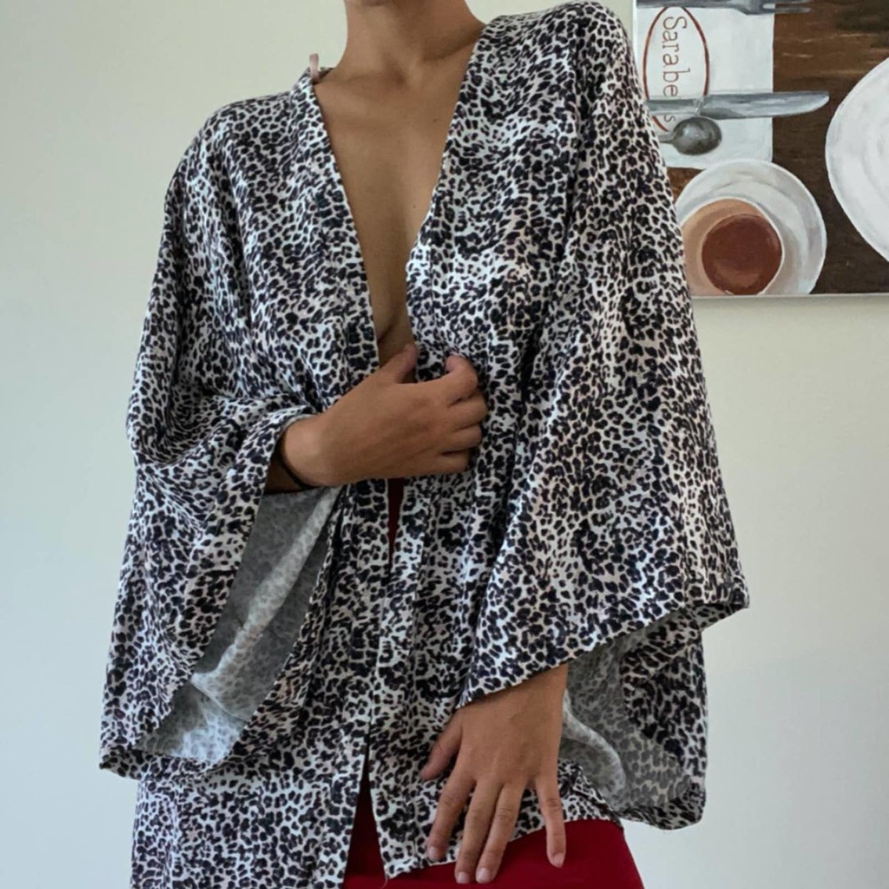 Nwt cheetah print kimono